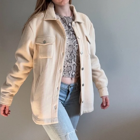 Boohoo Cream Shacket With/ Snap Buttons - Picture 3 of 5
